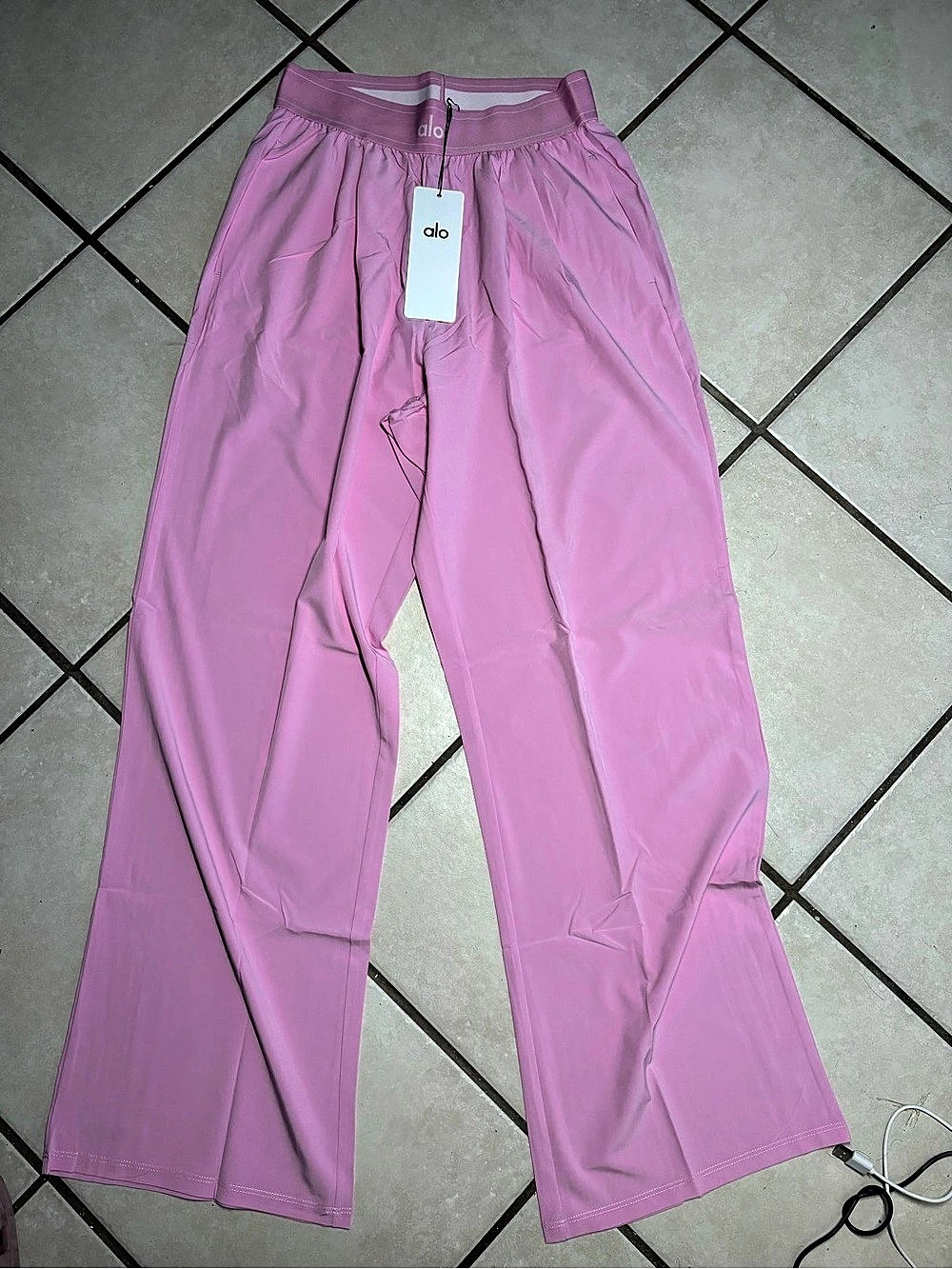 alo Wide Leg Track Pants in Pink Size Small NWT